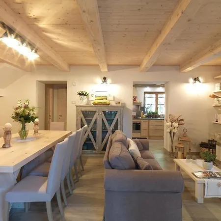 Huette Galli Mit Entspannung Im Whirlpool Holiday home Abbadia San Salvator